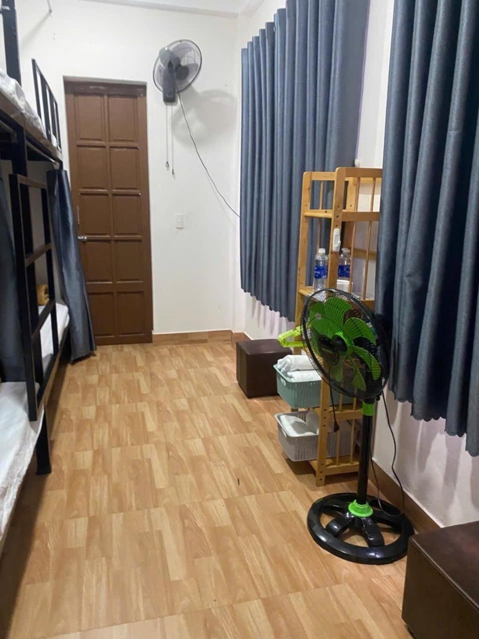 Aumori Hostel Ðồng Hới Buitenkant foto