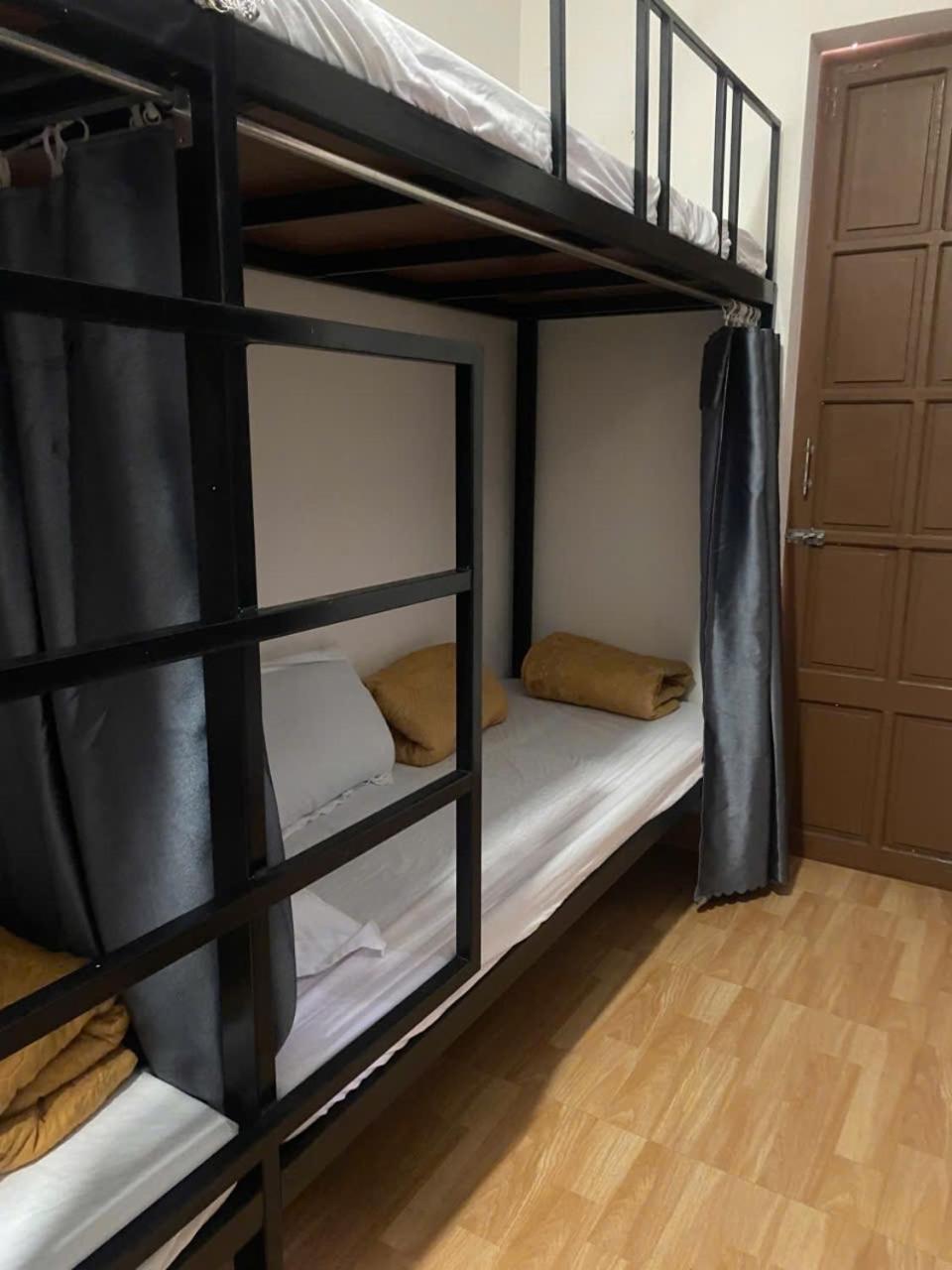 Aumori Hostel Ðồng Hới Buitenkant foto