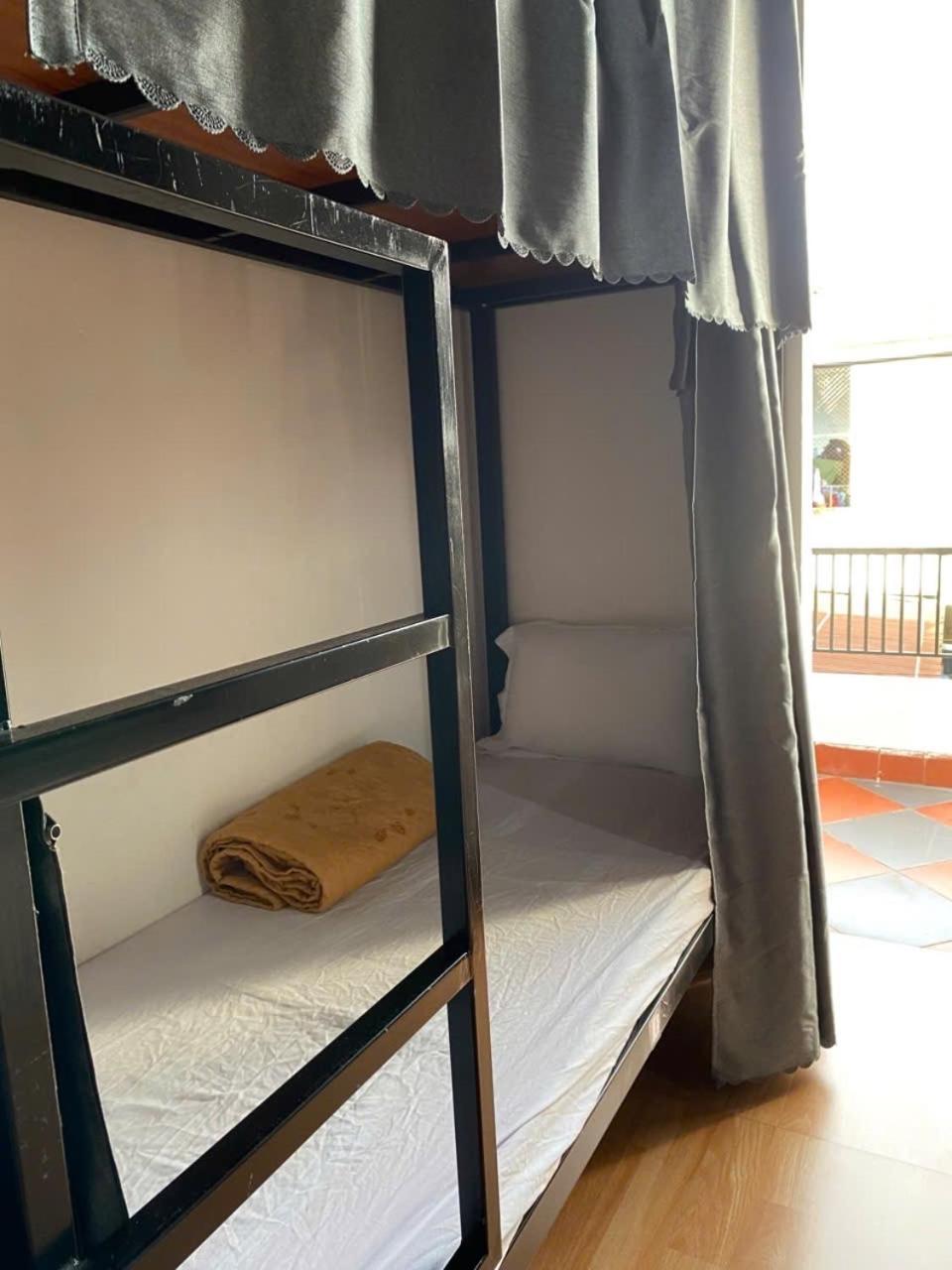 Aumori Hostel Ðồng Hới Buitenkant foto