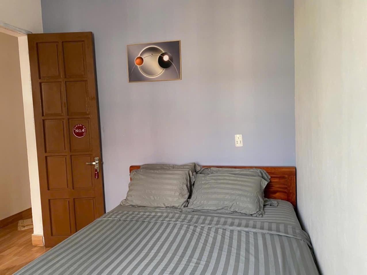 Aumori Hostel Ðồng Hới Buitenkant foto